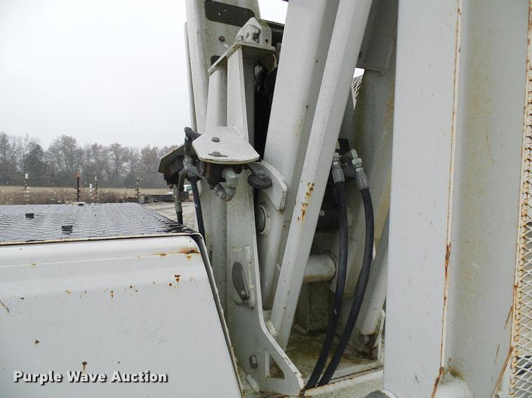 image for item DB2108 2005 Terex Hi Ranger TL38P boom lift