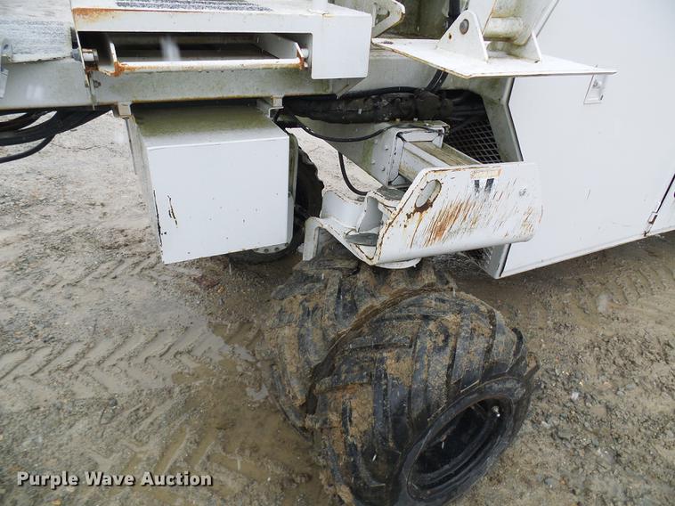 image for item DB2108 2005 Terex Hi Ranger TL38P boom lift