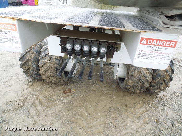 image for item DB2108 2005 Terex Hi Ranger TL38P boom lift