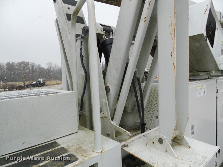 image for item DB2108 2005 Terex Hi Ranger TL38P boom lift