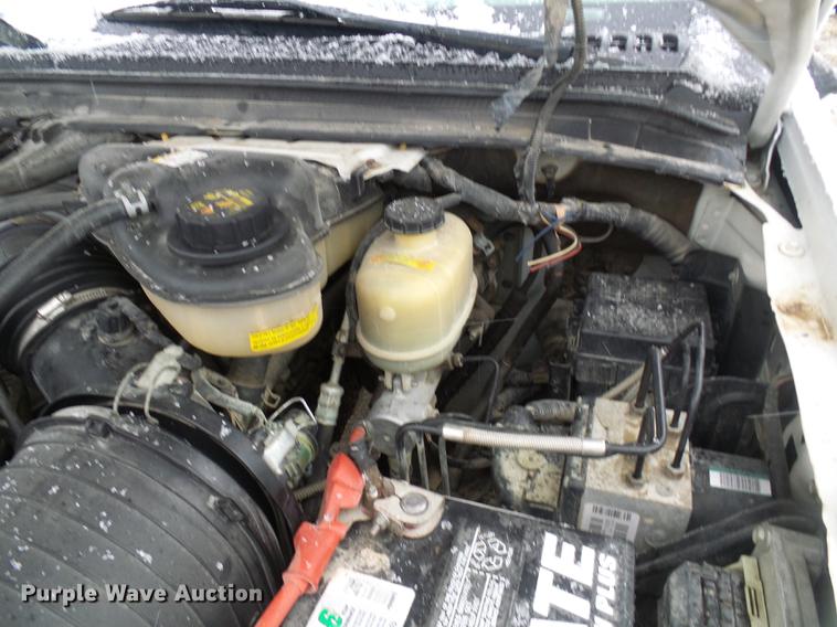 image for item DB2110 2005 Ford F350 Super Duty Crew Cab pickup truck