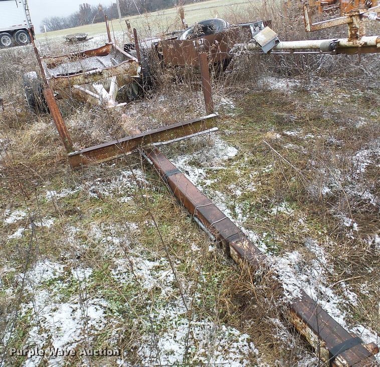 image for item DB2112 Pipe trailer