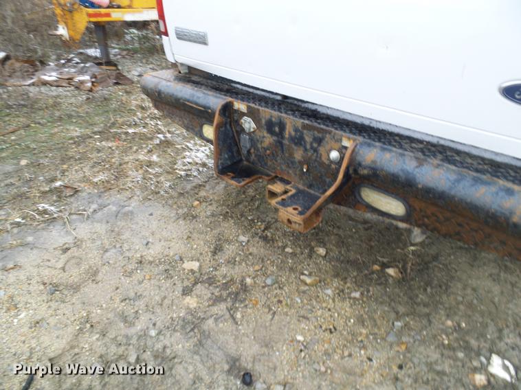 image for item DB2115 2006 Ford F350 Super Duty Crew Cab pickup truck