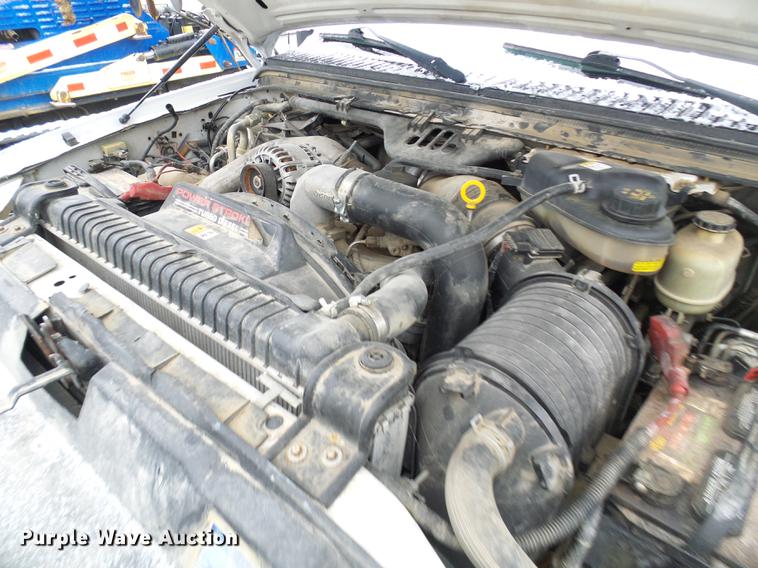 image for item DB2115 2006 Ford F350 Super Duty Crew Cab pickup truck