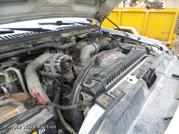 image for item DB2115 2006 Ford F350 Super Duty Crew Cab pickup truck