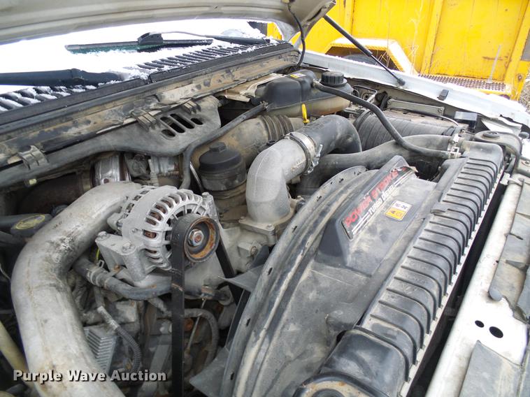 image for item DB2115 2006 Ford F350 Super Duty Crew Cab pickup truck