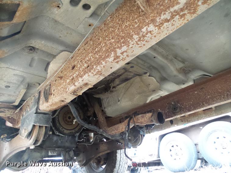 image for item DB2115 2006 Ford F350 Super Duty Crew Cab pickup truck