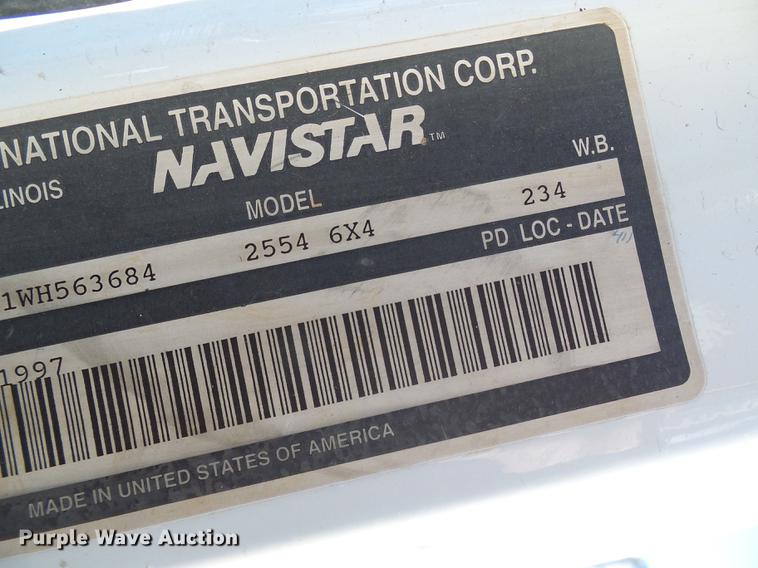 image for item DB2117 1998 International 2554 vacuum truck