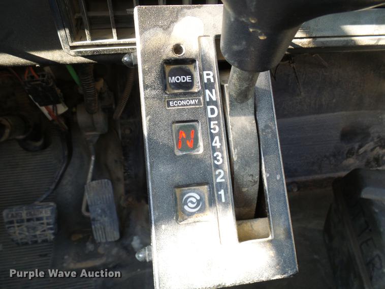 image for item DB2117 1998 International 2554 vacuum truck