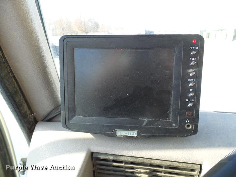 image for item DB2117 1998 International 2554 vacuum truck