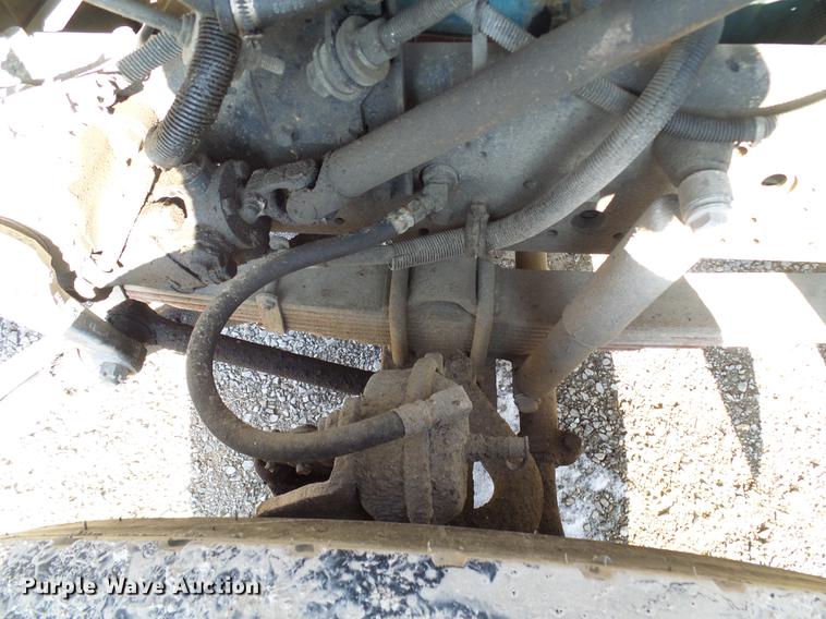 image for item DB2117 1998 International 2554 vacuum truck