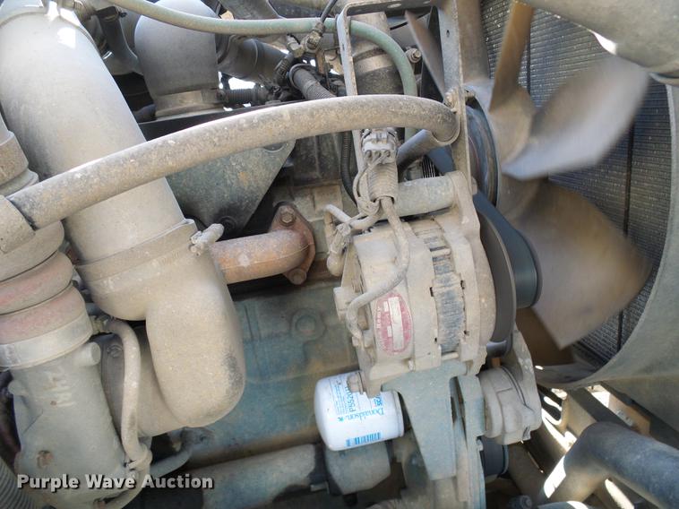 image for item DB2117 1998 International 2554 vacuum truck