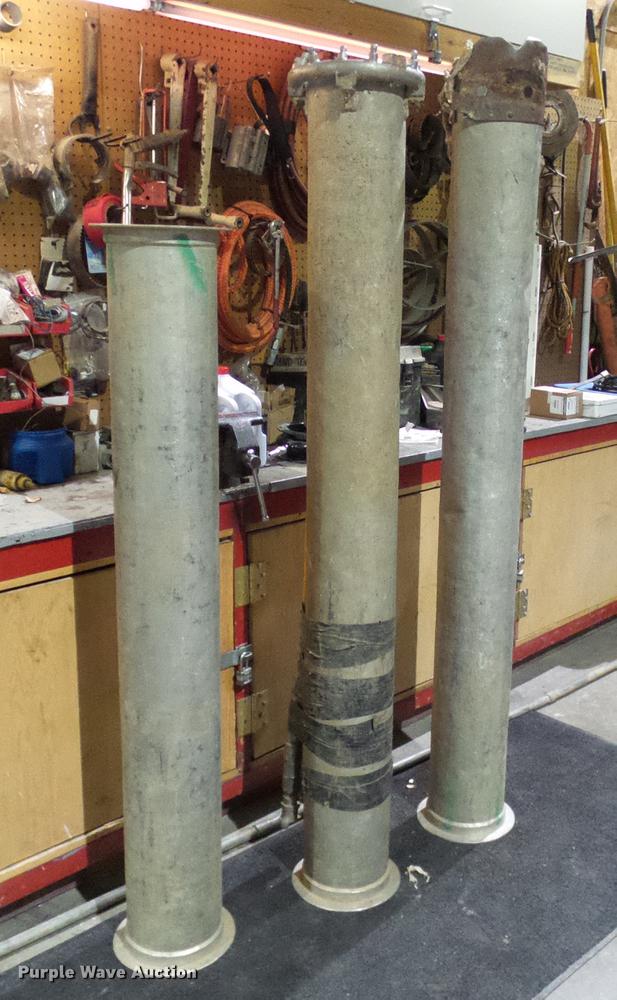 image for item DB2117 1998 International 2554 vacuum truck