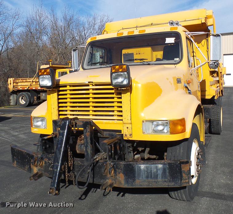 image for item DB2119 2000 International 4900 dump truck