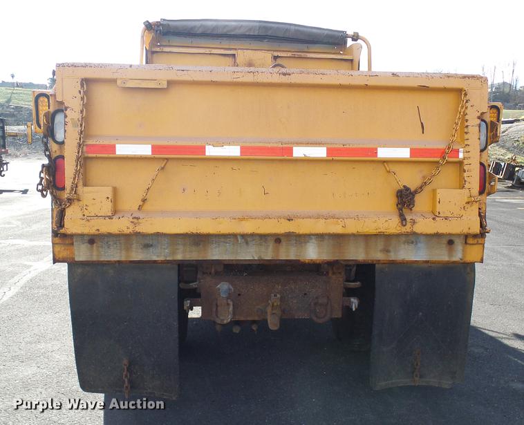 image for item DB2119 2000 International 4900 dump truck