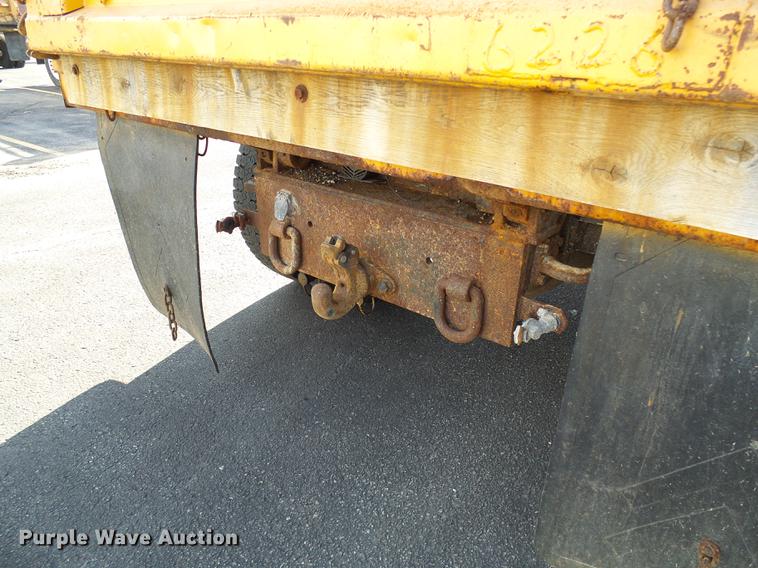 image for item DB2119 2000 International 4900 dump truck