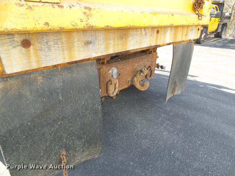 image for item DB2119 2000 International 4900 dump truck