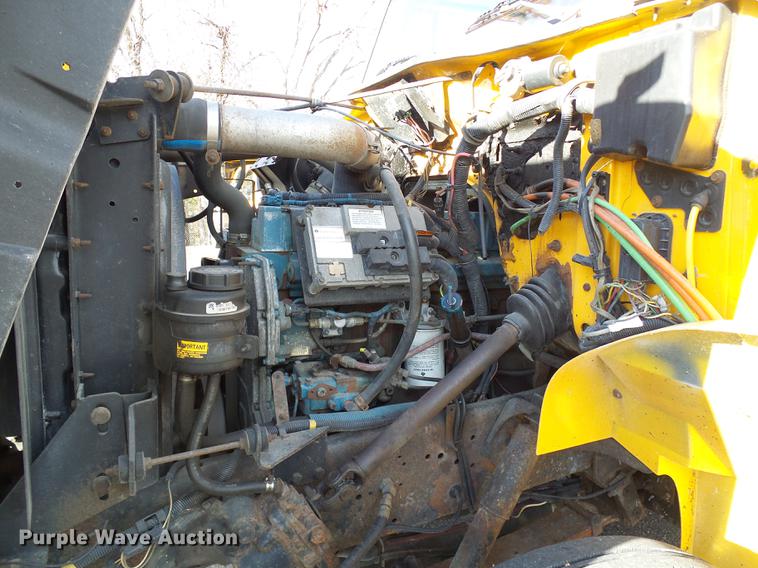 image for item DB2119 2000 International 4900 dump truck