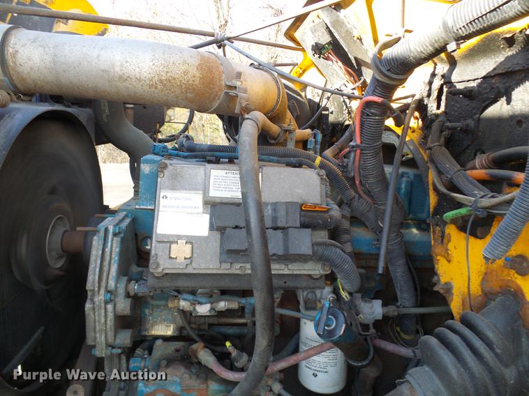 image for item DB2119 2000 International 4900 dump truck