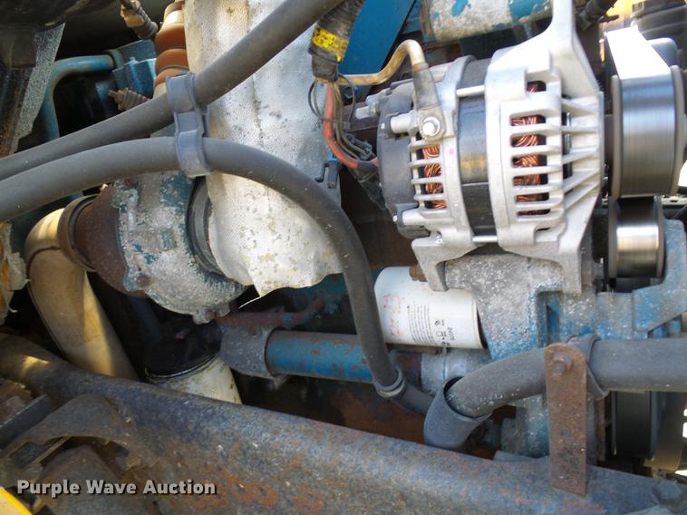 image for item DB2119 2000 International 4900 dump truck