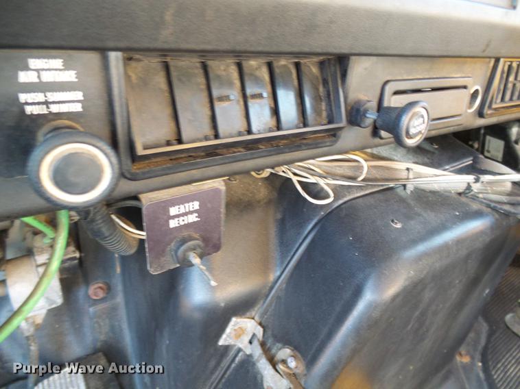 image for item DB2119 2000 International 4900 dump truck