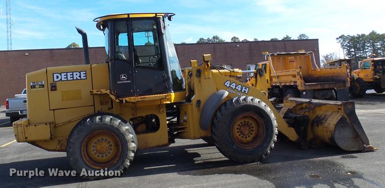 image for item DB2120 2003 John Deere 444H wheel loader