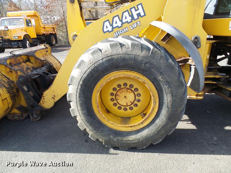 image for item DB2120 2003 John Deere 444H wheel loader