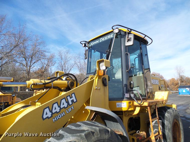 image for item DB2120 2003 John Deere 444H wheel loader