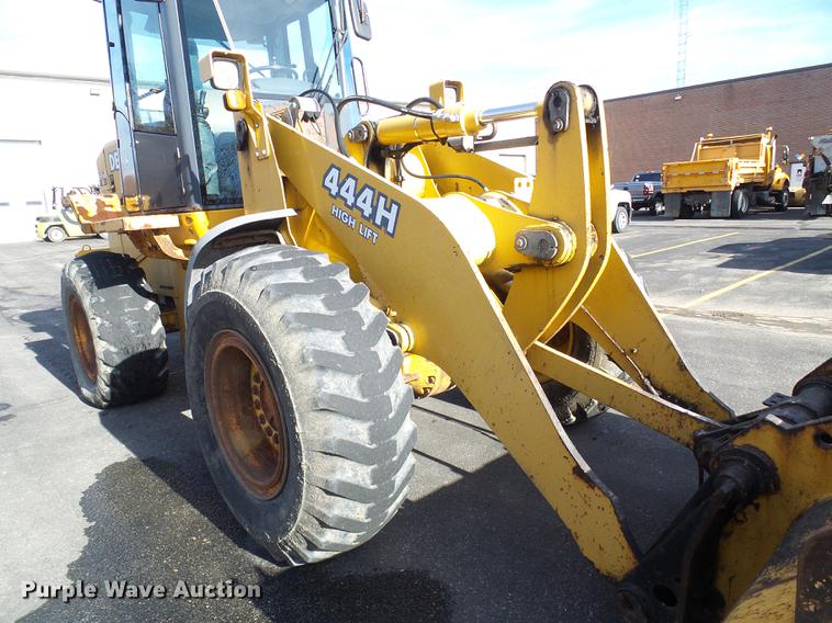 image for item DB2120 2003 John Deere 444H wheel loader