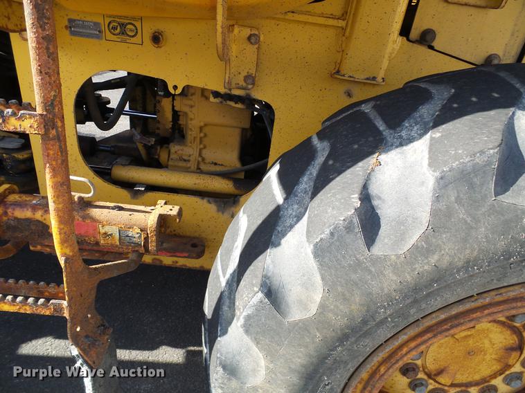 image for item DB2120 2003 John Deere 444H wheel loader