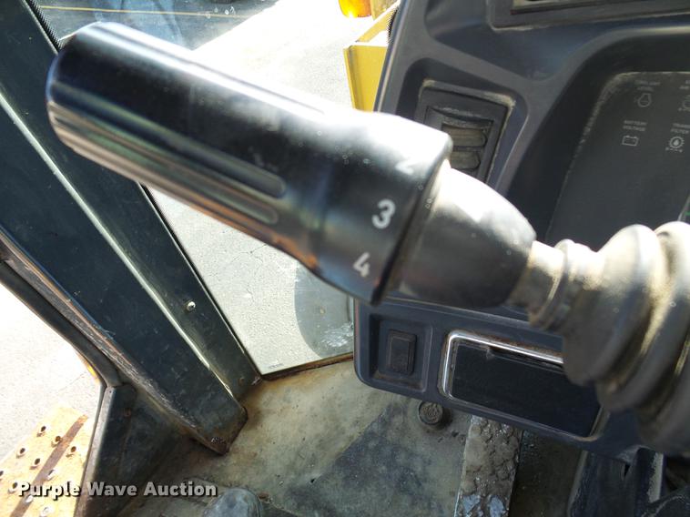 image for item DB2120 2003 John Deere 444H wheel loader