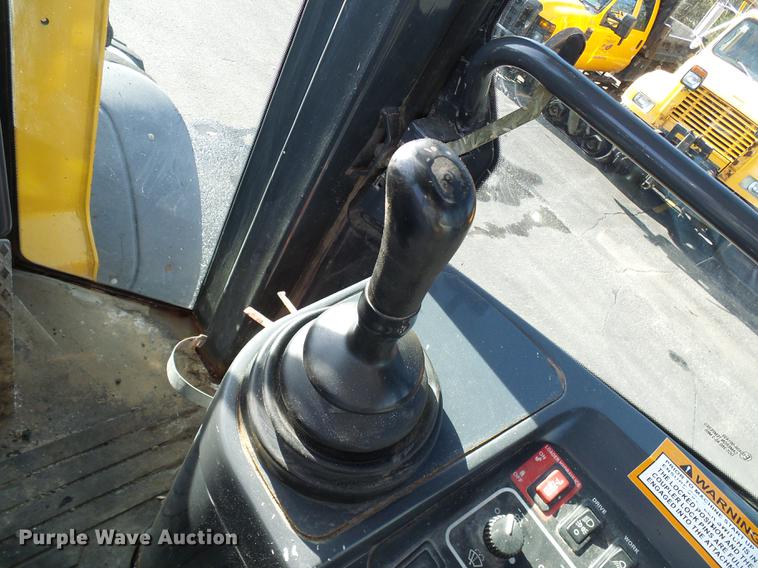 image for item DB2120 2003 John Deere 444H wheel loader