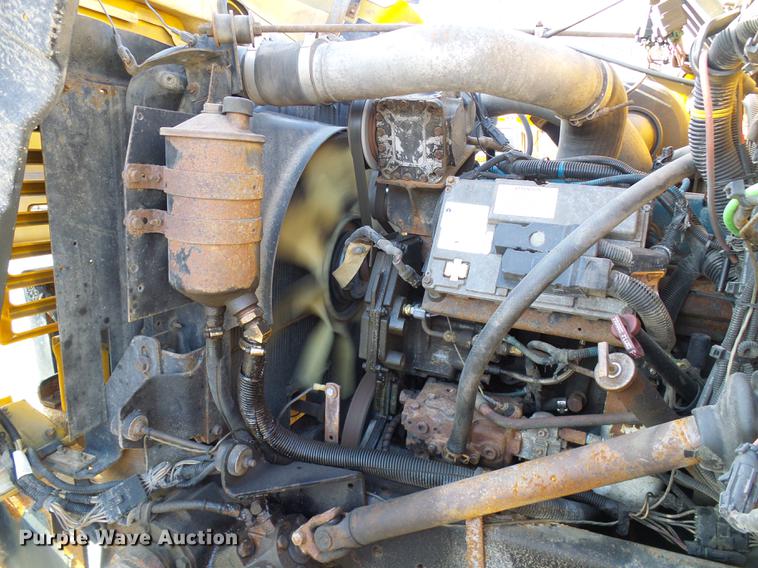 image for item DB2121 2002 International 4900 dump truck