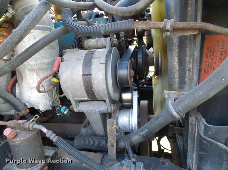 image for item DB2121 2002 International 4900 dump truck