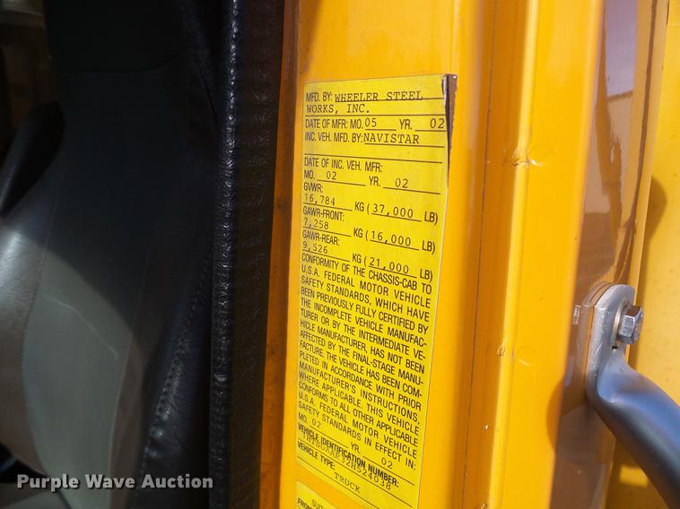 image for item DB2121 2002 International 4900 dump truck