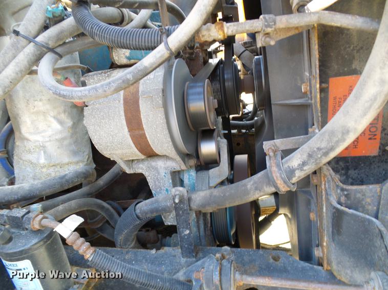 image for item DB2122 2002 International 4900 dump truck