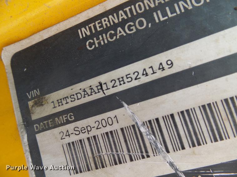 image for item DB2122 2002 International 4900 dump truck