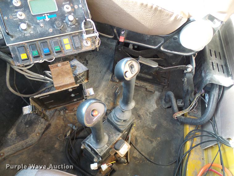 image for item DB2122 2002 International 4900 dump truck