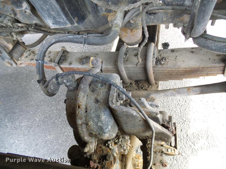 image for item DB2123 2004 International 7400 dump truck