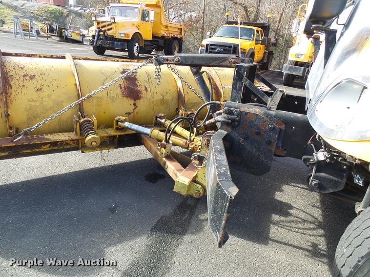 image for item DB2125 2003 International 7400 dump truck