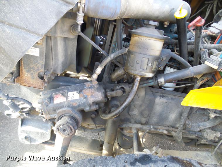 image for item DB2125 2003 International 7400 dump truck