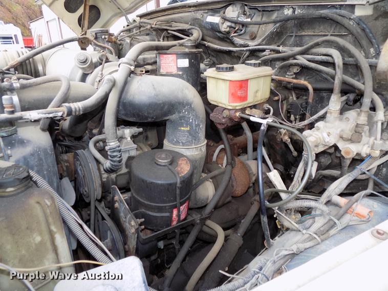 image for item DB8507 1989 Ford F600 dump truck