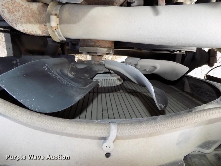 image for item DB8507 1989 Ford F600 dump truck