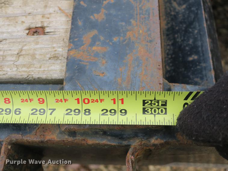 image for item DB8928 2014 Big Tex 22GN equipment trailer