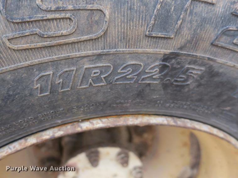 image for item DB8930 1996 International 4900 dump truck