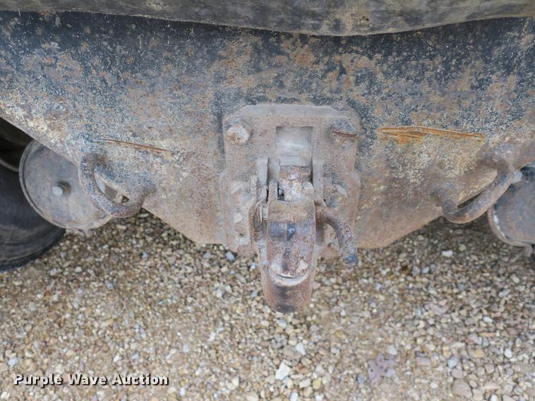 image for item DB8930 1996 International 4900 dump truck