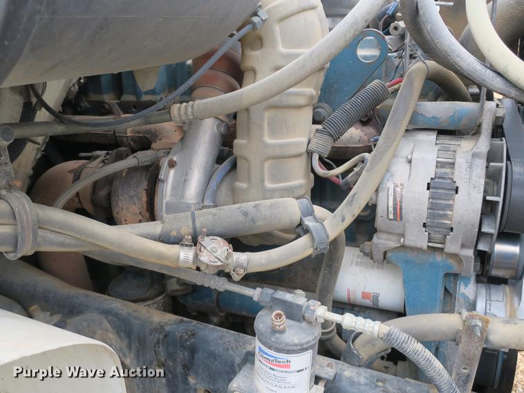 image for item DB8930 1996 International 4900 dump truck