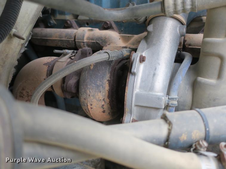 image for item DB8930 1996 International 4900 dump truck