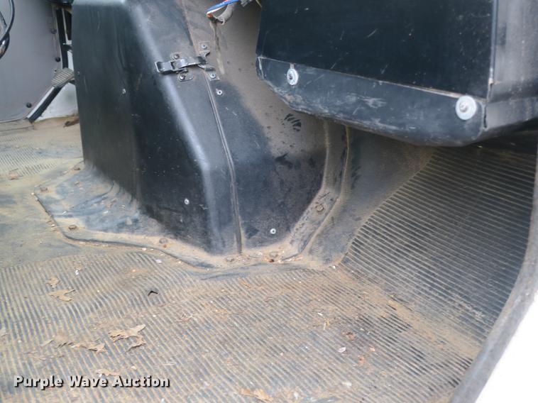 image for item DB8930 1996 International 4900 dump truck