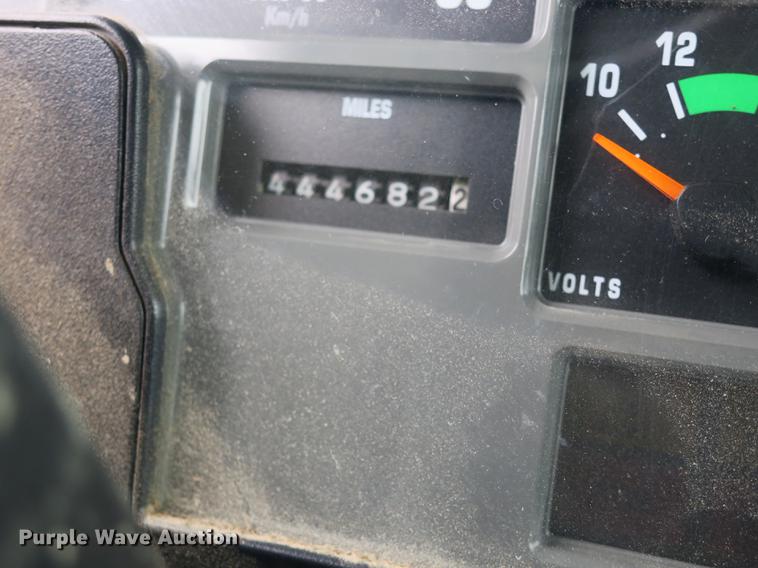 image for item DB8930 1996 International 4900 dump truck